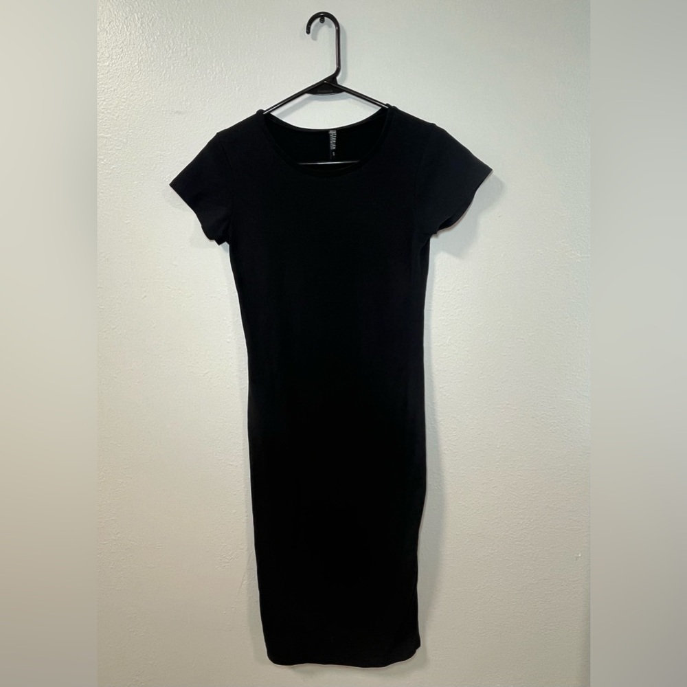 Women’s Cotton On BodyCon Black Dress Medium